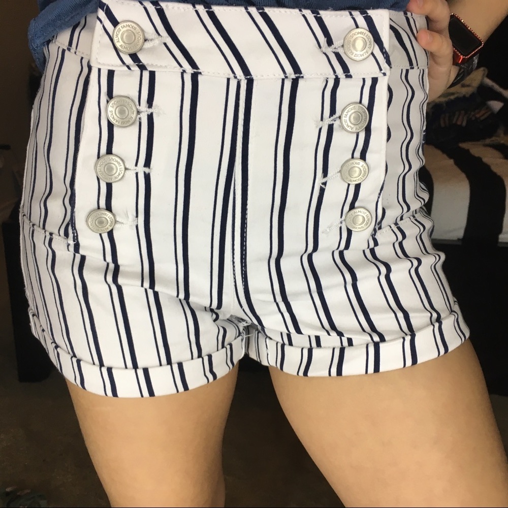 Sailor inspired stripped shorts